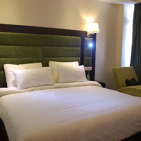 Chandīgarh Hotel Oyster מראה חיצוני תמונה