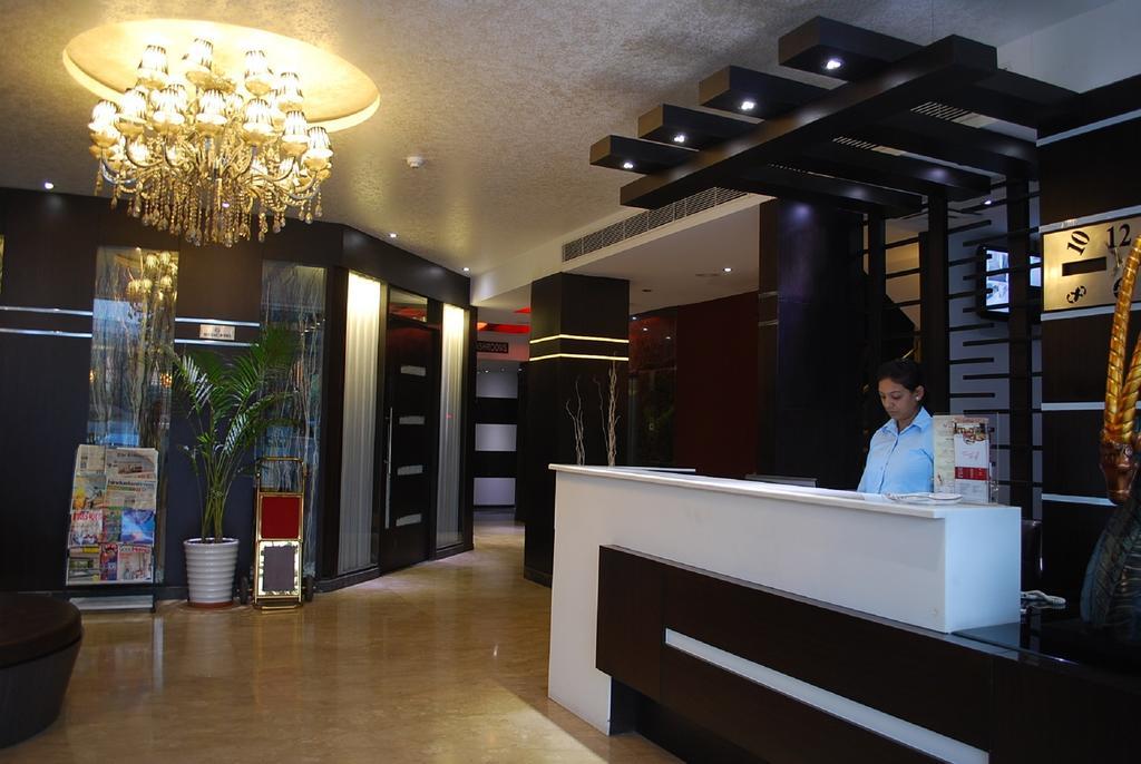 Chandīgarh Hotel Oyster מראה חיצוני תמונה