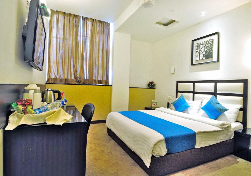 Chandīgarh Hotel Oyster מראה חיצוני תמונה