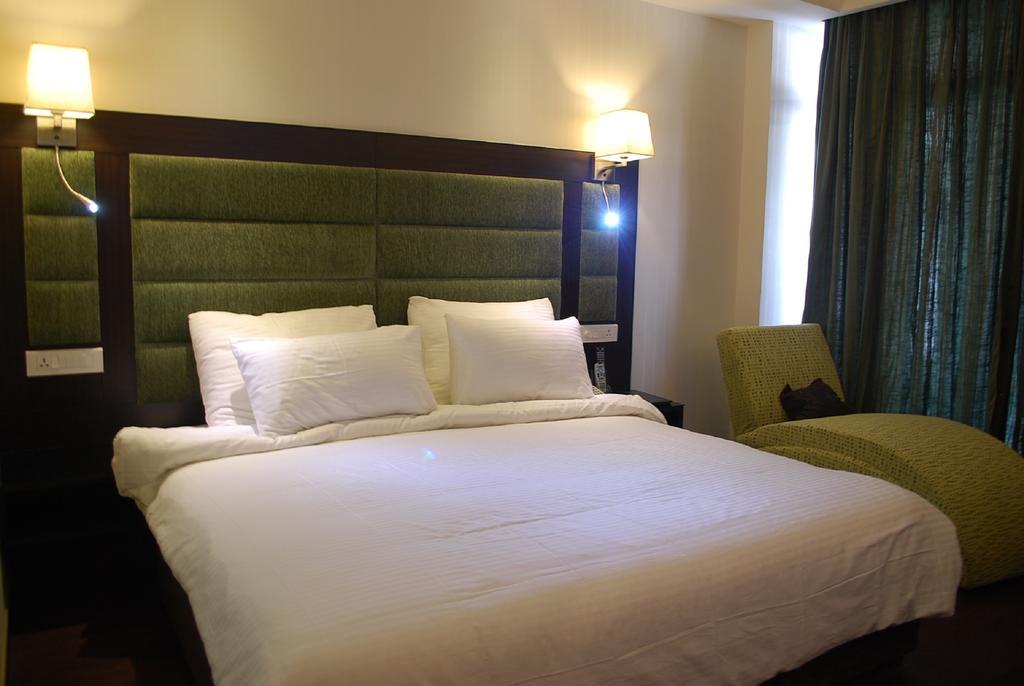 Chandīgarh Hotel Oyster מראה חיצוני תמונה